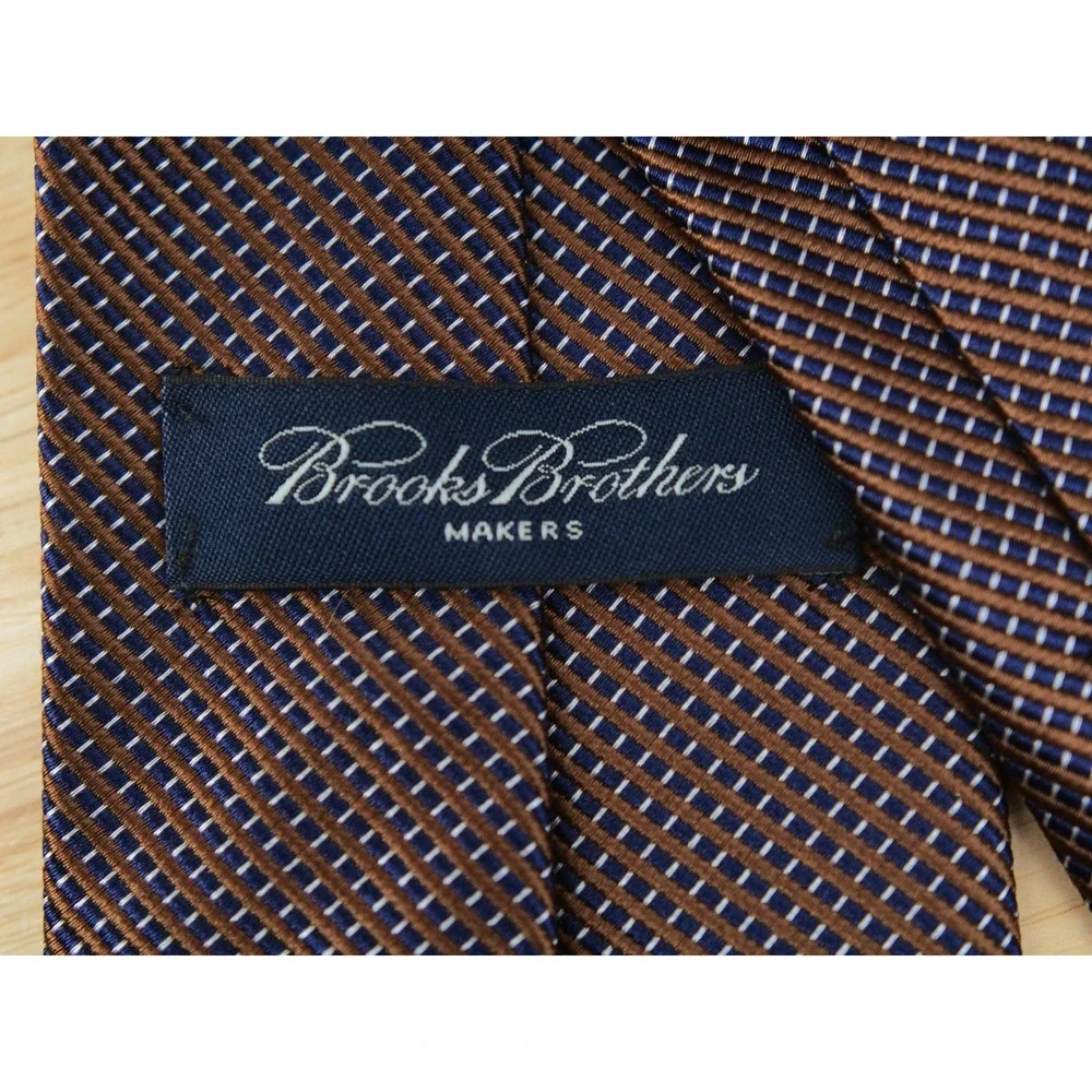 Brooks Brothers Makers Tie 100% Silk Blue Brown USA 57.5x3.75